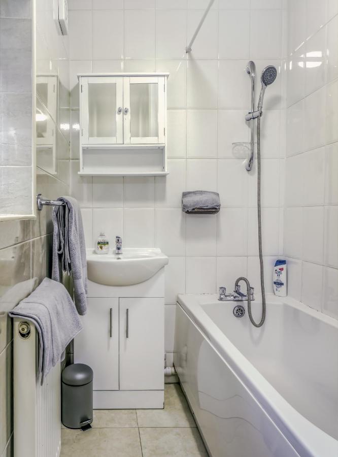 090 Beautiful 1 Bedroom Flat Near Luton Town And Station 外观 照片